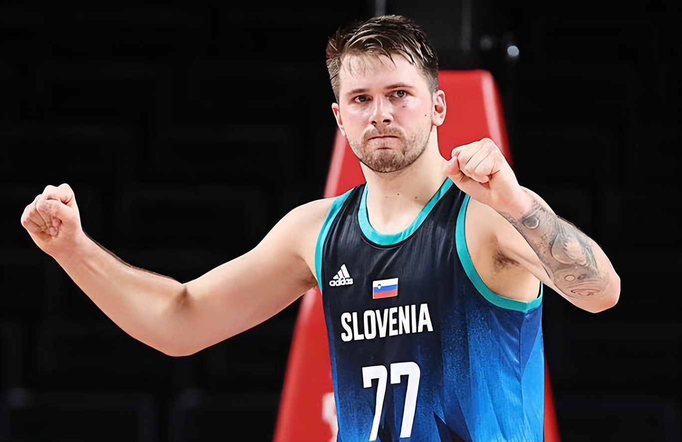 篮球CBA球队完成新赛季阵容搭建（CBA球队新赛季阵容搭建完成）