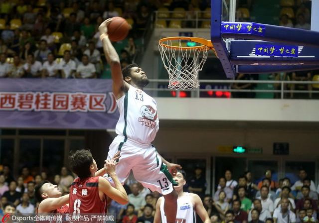 西尔韦斯特：我在曼城快完成体检了，但最后被说服加盟枪手（西尔韦斯特：曼城体检几近完成，最终被说服改投阿森纳）