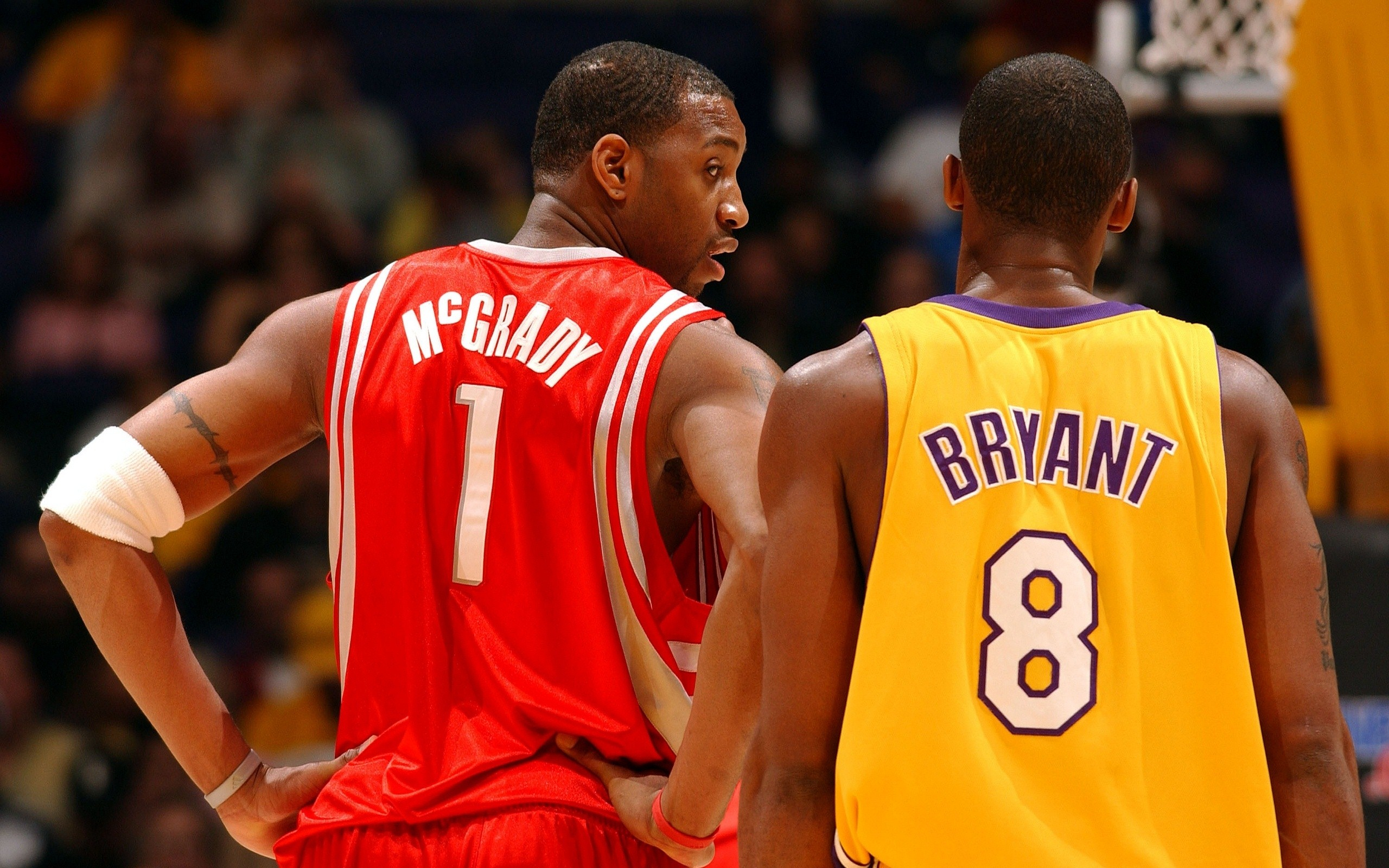 武磊回顾2025：欣慰和幸福的一年，错过了比赛但没错过自己（武磊盘点2025：这一年充满欣慰与幸福，虽缺席比赛却未迷失自我）