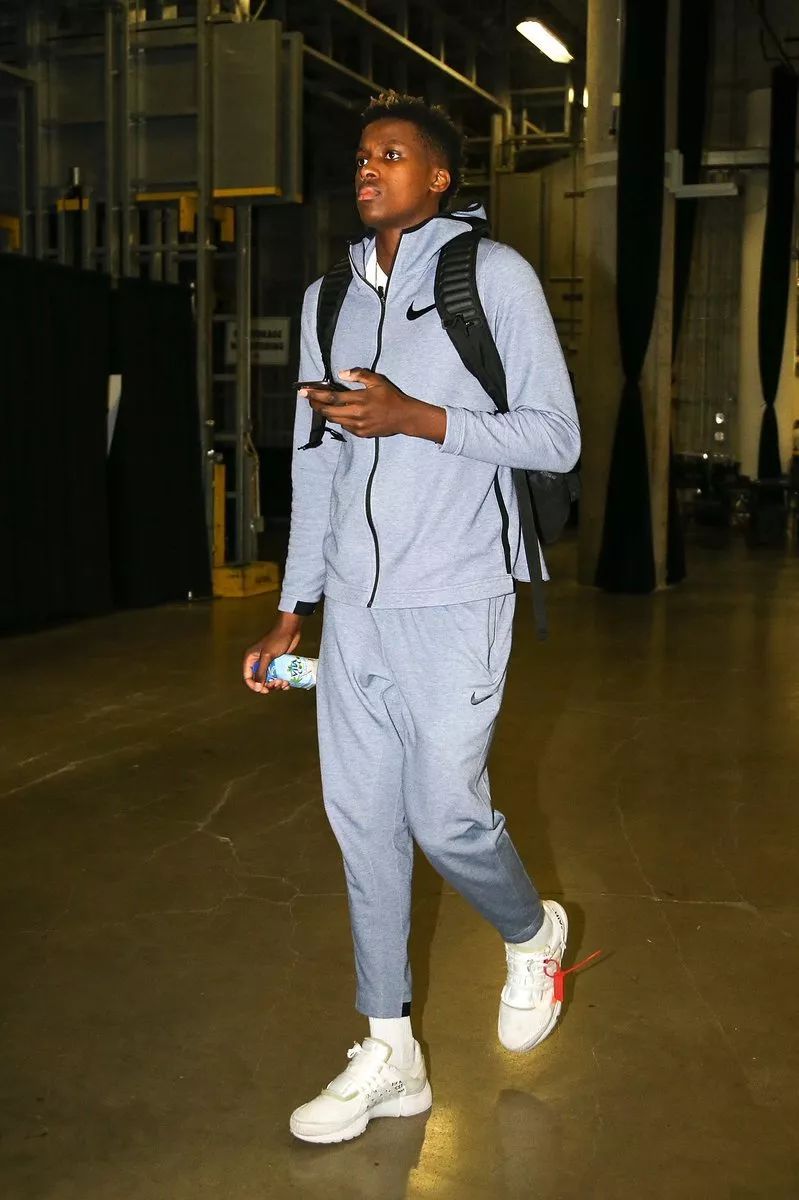 因西涅打趣：我在加拿大过得很好，但美职联并不是真正的足球（因西涅调侃：在加拿大过得舒坦，但不把美职联当真正的足球）