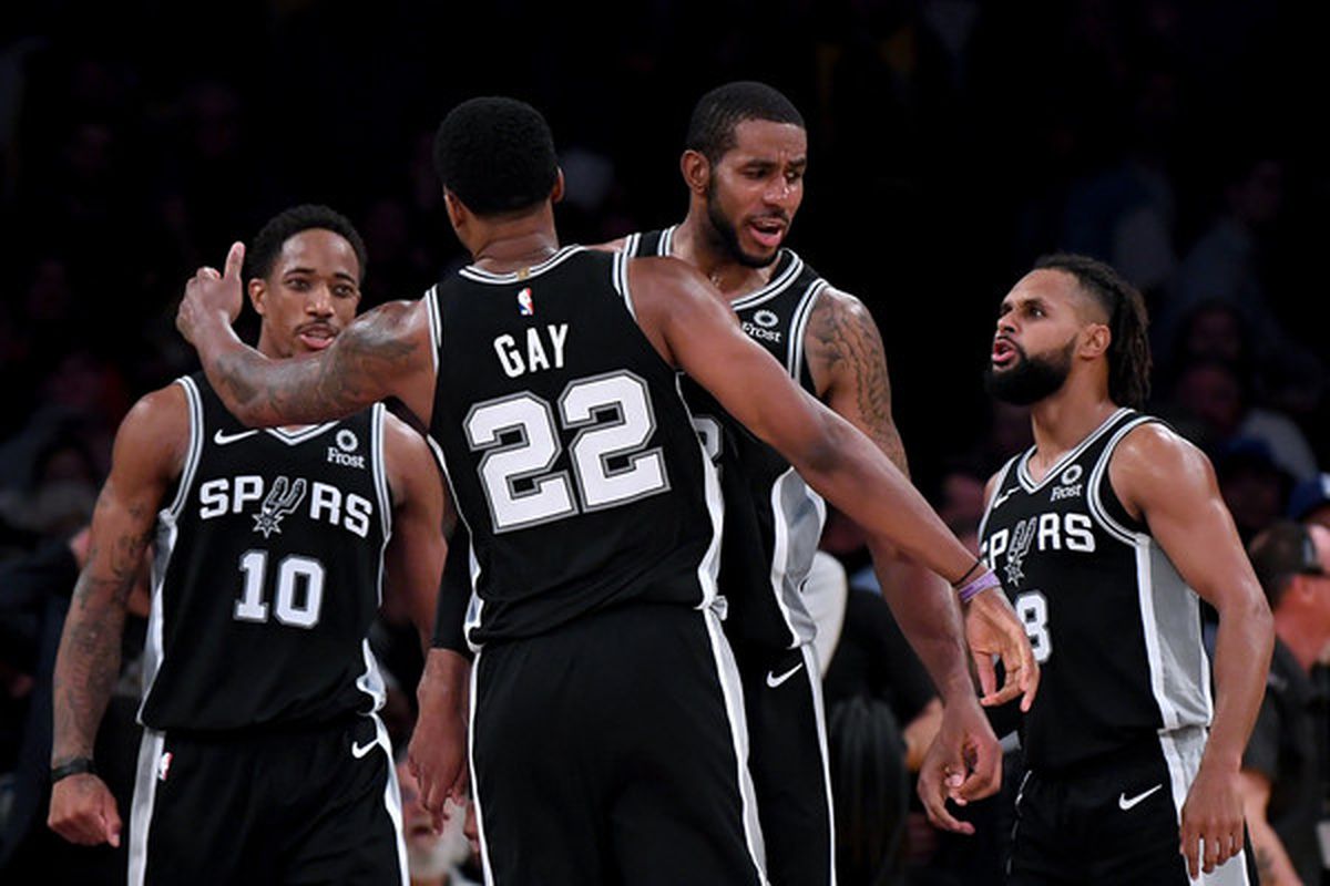 攻击方式似曾相识，皇社球迷骂屡次出格的苏契奇有唐氏综合征（攻击方式再现，皇社球迷以唐氏综合征侮辱屡次出格的苏契奇）