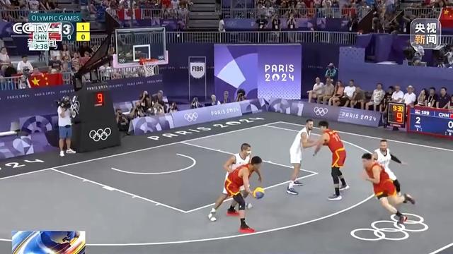 意媒：因机场跑道结冰，尤文全队与远征球迷被困挪威（跑道结冰致航班受阻，尤文全队与远征球迷滞留挪威）