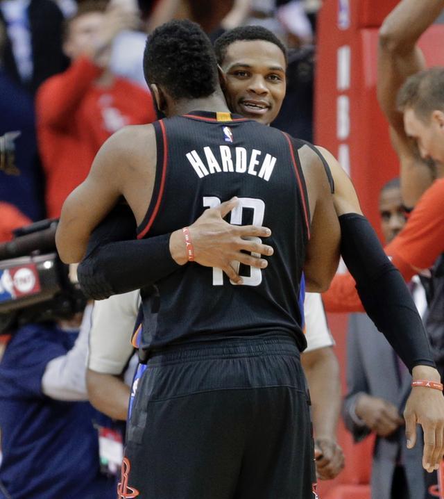 阿斯：巴萨重返诺坎普的庆典堪称完美，门票收入500万欧元（阿斯：巴萨回归诺坎普庆典完美收官，票务收入达500万欧元）